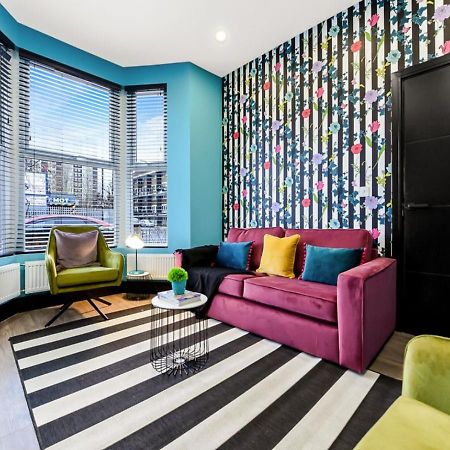 Bright & Colourful House - Best For A Large Groups ロンドン エクステリア 写真